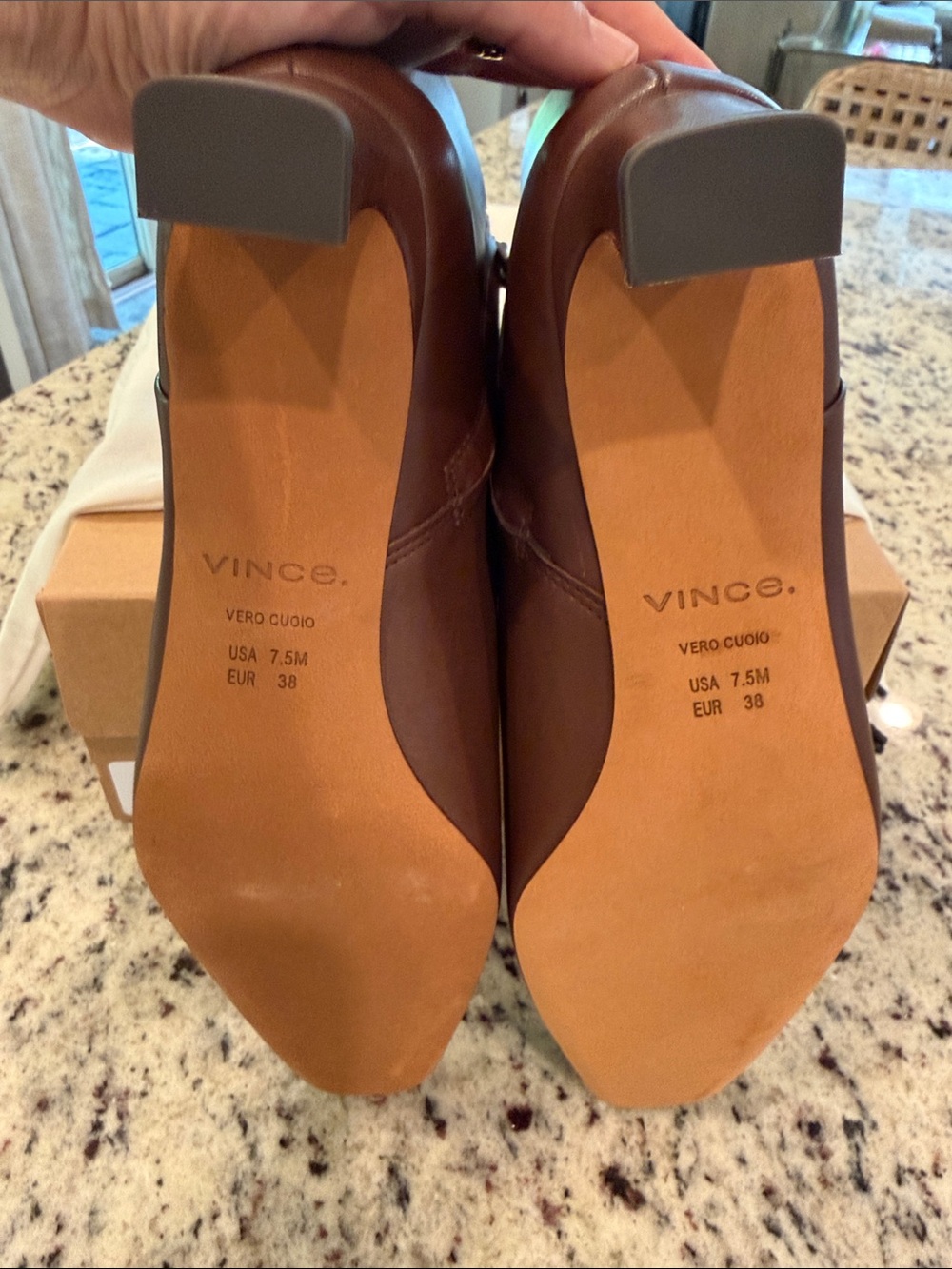 BNWT Vince Molton Brown Leather Square-Toe Ankle Boots Size 7.5 - Picture 6 of 16